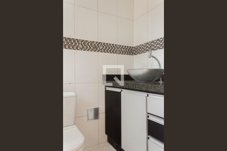 Casa à venda com 297m², 3 quartos e 3 vagasBanheiro da Suíte 1