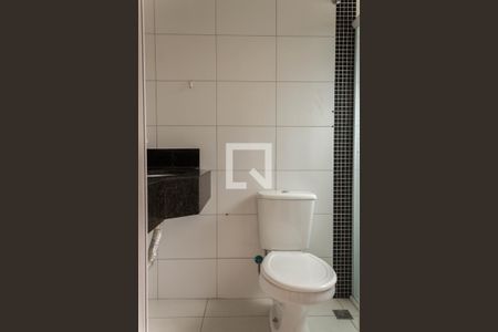 Casa à venda com 297m², 3 quartos e 3 vagasBanheiro da Suíte 2