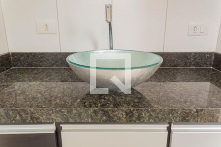 Casa à venda com 297m², 3 quartos e 3 vagasBanheiro da Suíte 1