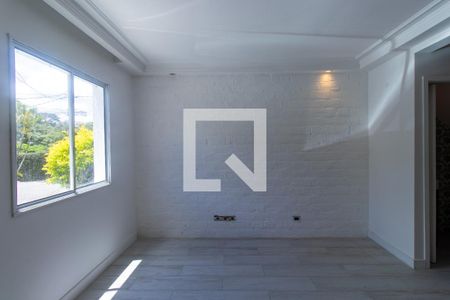 Sala de casa de condomínio para alugar com 2 quartos, 70m² em Jardim Barbacena, Cotia