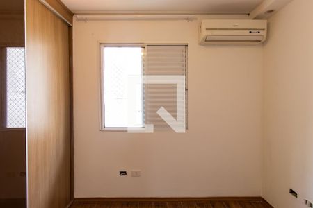 Quarto 1 de casa de condomínio para alugar com 2 quartos, 70m² em Jardim Barbacena, Cotia