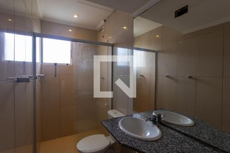 Banheiro de casa de condomínio para alugar com 2 quartos, 70m² em Jardim Barbacena, Cotia