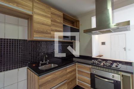 Casa de condomínio para alugar com 70m², 2 quartos e 1 vagaCozinha - Armários