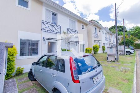 Fachada do imóvel de casa de condomínio para alugar com 2 quartos, 70m² em Jardim Barbacena, Cotia