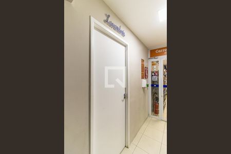 Apartamento para alugar com 27m², 1 quarto e 1 vaga Apartamento para alugar com 27m², 1 quarto e 1 vagaLavanderia