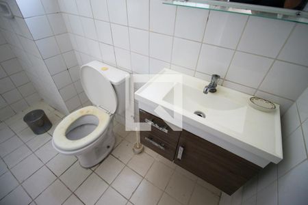 Apartamento para alugar com 42m², 2 quartos e 1 vaga Apartamento para alugar com 42m², 2 quartos e 1 vagaBanheiro
