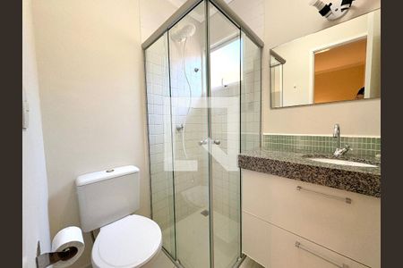 Casa de condomínio à venda com 126m², 3 quartos e 2 vagasBanheiro Social