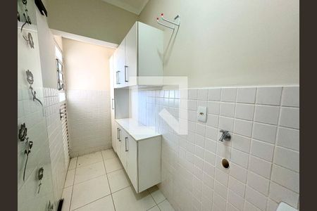 Casa de condomínio à venda com 126m², 3 quartos e 2 vagasÁrea de Serviço