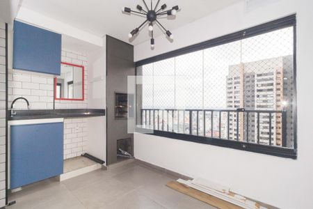 Apartamento à venda com 50m², 2 quartos e sem vaga Apartamento à venda com 50m², 2 quartos e sem vagaVaranda