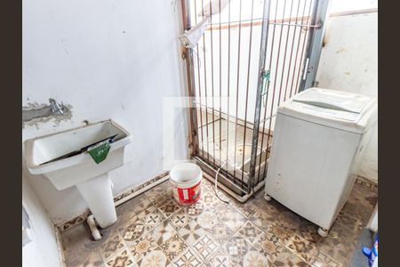 Casa à venda com 110m², 1 quarto e 2 vagas Casa à venda com 110m², 1 quarto e 2 vagasÁrea de Serviço