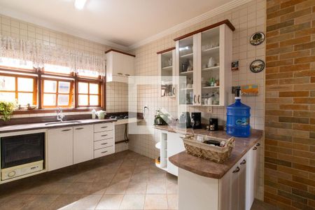 Casa à venda com 360m², 4 quartos e 4 vagasCozinha