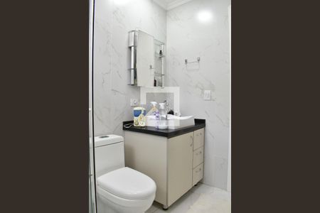 Casa para alugar com 300m², 4 quartos e 5 vagas Casa para alugar com 300m², 4 quartos e 5 vagasBanheiro 2 da Suíte 4