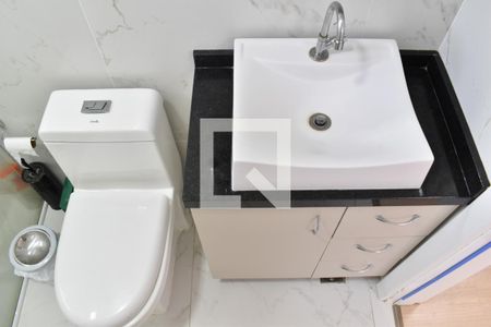 Casa para alugar com 300m², 4 quartos e 5 vagas Casa para alugar com 300m², 4 quartos e 5 vagasBanheiro 1 da Suíte 4