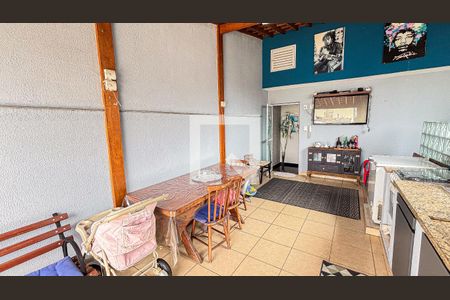 Apartamento à venda com 136m², 3 quartos e 2 vagasCobertura