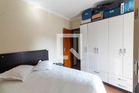 Casa à venda com 174m², 5 quartos e 1 vaga Casa à venda com 174m², 5 quartos e 1 vagaQuarto 2