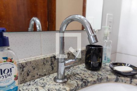 Casa à venda com 174m², 5 quartos e 1 vaga Casa à venda com 174m², 5 quartos e 1 vagaBanheiro 1