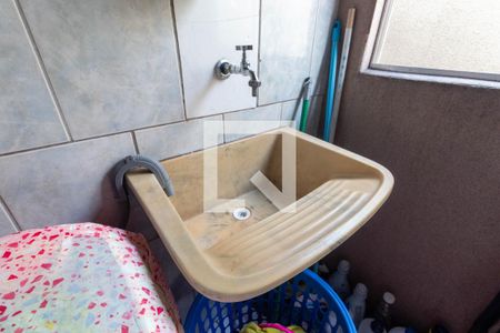 Casa à venda com 174m², 5 quartos e 1 vaga Casa à venda com 174m², 5 quartos e 1 vagaLavanderia 2