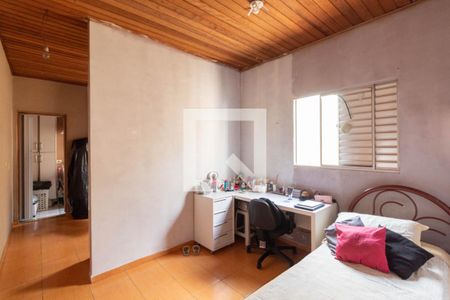 Casa à venda com 174m², 5 quartos e 1 vaga Casa à venda com 174m², 5 quartos e 1 vagaQuarto 4