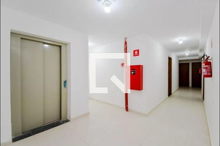 Apartamento para alugar com 46m², 2 quartos e 1 vagaHall de entrada
