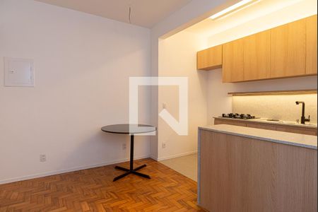 Sala de apartamento para alugar com 1 quarto, 42m² em Cerqueira César, São Paulo