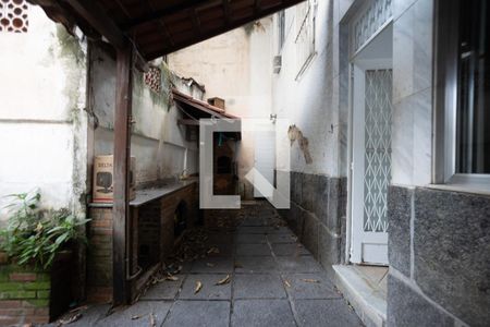 Casa à venda com 100m², 3 quartos e 1 vagaQuintal