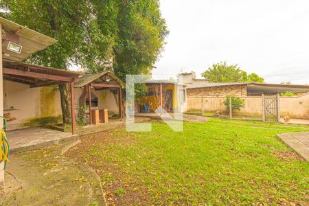 Quintal de casa à venda com 5 quartos, 256m² em Estância Velha, Canoas