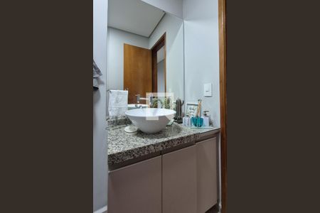 Lavabo de casa à venda com 3 quartos, 150m² em Vila Bastos, Santo André