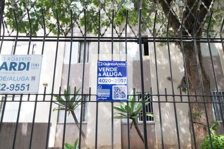 Plaquinha de apartamento à venda com 2 quartos, 57m² em Jardim Ester, São Paulo