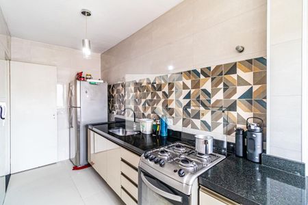 Cozinha de apartamento à venda com 2 quartos, 57m² em Jardim Ester, São Paulo