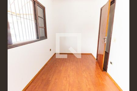 Casa à venda com 200m², 3 quartos e 3 vagas Casa à venda com 200m², 3 quartos e 3 vagasQuarto 1