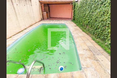 Casa à venda com 200m², 3 quartos e 3 vagas Casa à venda com 200m², 3 quartos e 3 vagasPiscina e Churrasqueira