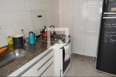 Apartamento à venda com 80m², 2 quartos e 1 vagaCozinha e Área de Serviço