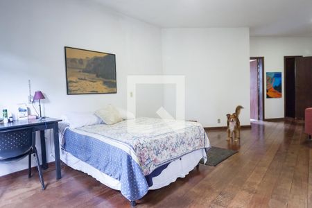 Casa de condomínio para alugar com 1800m², 4 quartos e 4 vagassuite 1