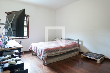 Casa de condomínio para alugar com 1800m², 4 quartos e 4 vagassuite 2