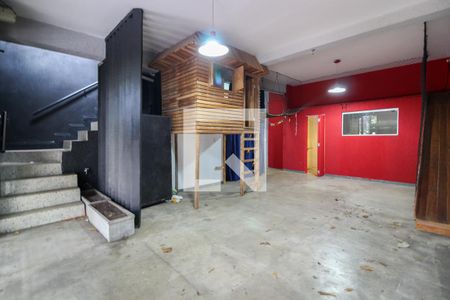 Casa à venda com 366m², 3 quartos e 2 vagasGaragem