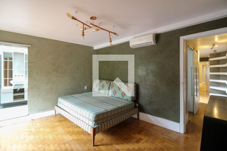 Casa à venda com 366m², 3 quartos e 2 vagasSuíte 3