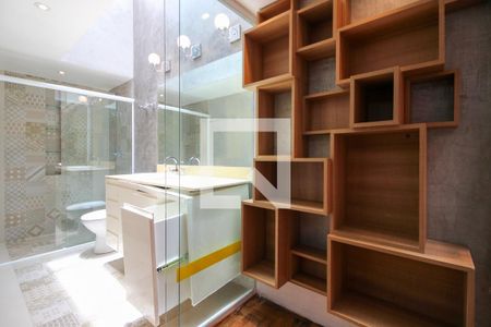 Casa à venda com 366m², 3 quartos e 2 vagasBanheiro da Suíte 2