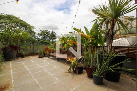 Casa à venda com 366m², 3 quartos e 2 vagasTerraço