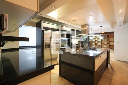 Casa à venda com 366m², 3 quartos e 2 vagasCozinha