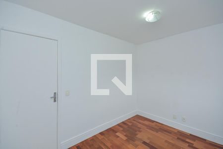 Quarto 2 de apartamento para alugar com 3 quartos, 56m² em Interlagos, São Paulo