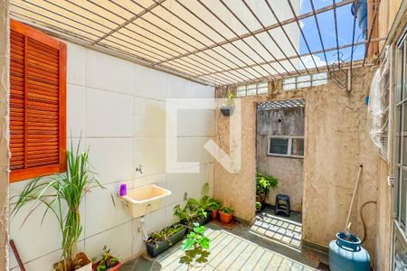 Casa para alugar com 20m², 1 quarto e sem vagaÁrea comum - Lavanderia