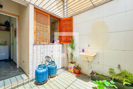 Casa para alugar com 20m², 1 quarto e sem vagaÁrea comum - Lavanderia