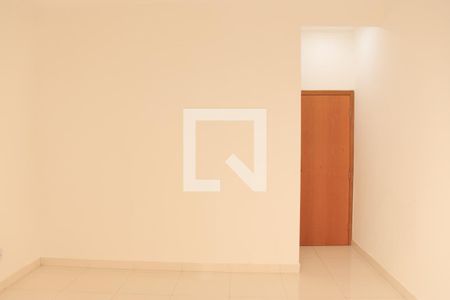 Casa para alugar com 127m², 2 quartos e 2 vagasSuíte