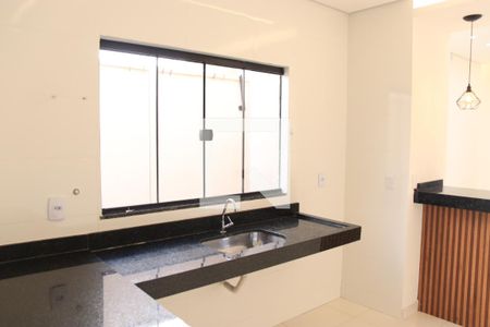 Casa para alugar com 127m², 2 quartos e 2 vagasCozinha