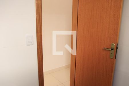 Casa para alugar com 127m², 2 quartos e 2 vagasBanheiro Social