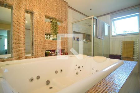 Casa para alugar com 500m², 3 quartos e 4 vagasBanheiro da Suíte 1