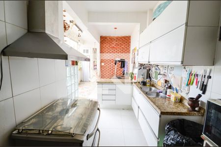 Apartamento à venda com 120m², 3 quartos e sem vagaCozinha