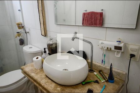 Apartamento à venda com 120m², 3 quartos e sem vagaBanheiro