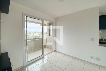 Sala de apartamento para alugar com 2 quartos, 130m² em Qn 508, Brasília