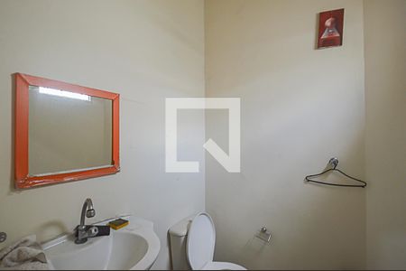 Casa à venda com 235m², 1 quarto e 2 vagasLavabo